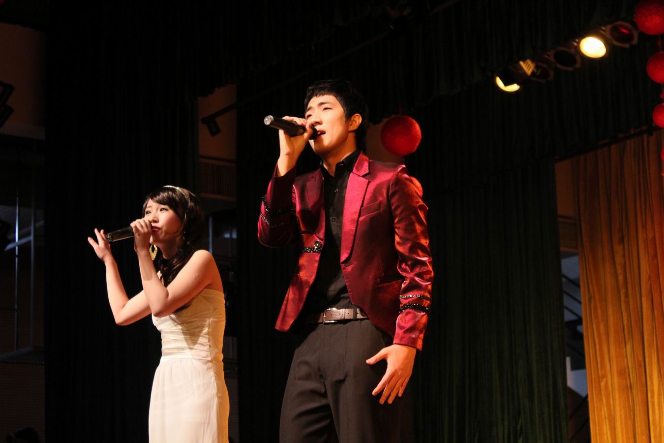 Black&White深情演唱《神话》