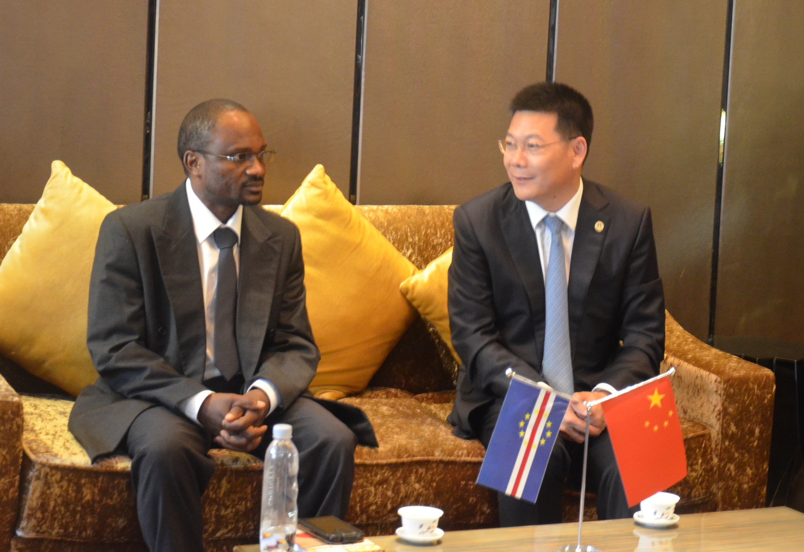 伟德bv国际体育