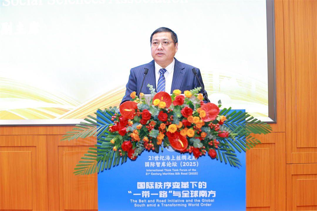 07.李宜航.jpg 伟德bv国际体育
