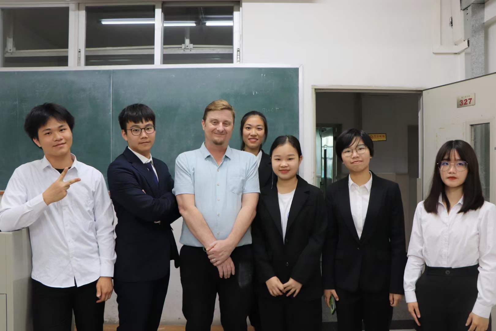 伟德bv国际体育