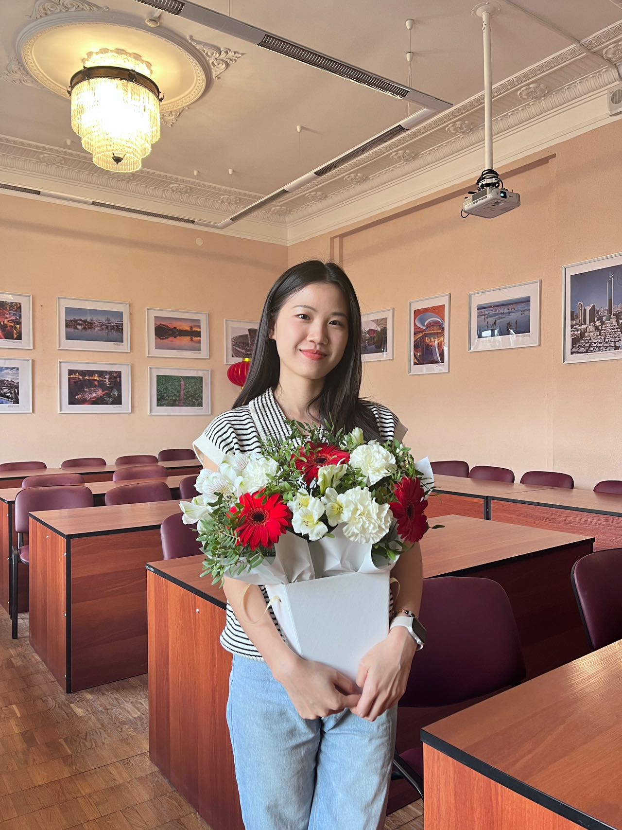 张慧冬.jpg 伟德bv国际体育