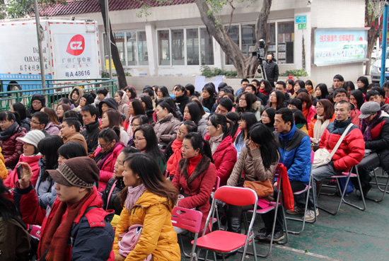 《城市民生论他》节目录制现场