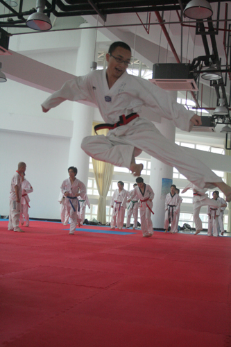 伟德bv国际体育