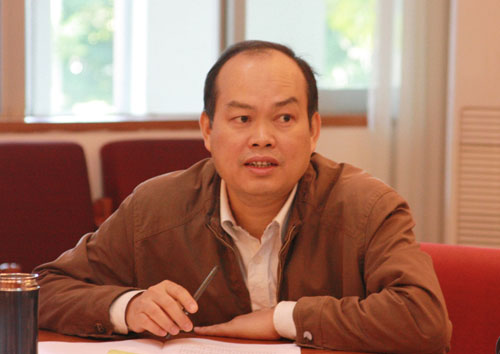 第一位发言人