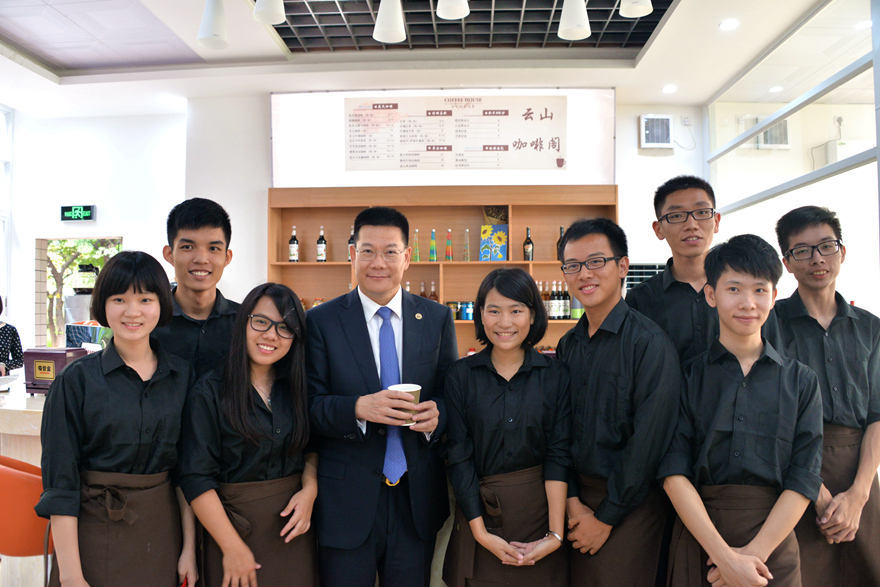 伟德bv国际体育