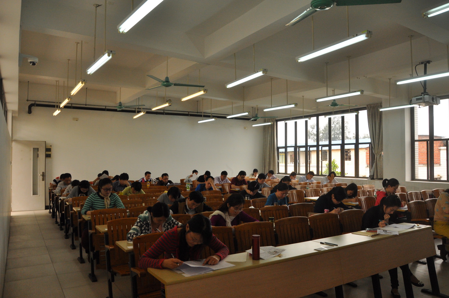 伟德bv国际体育