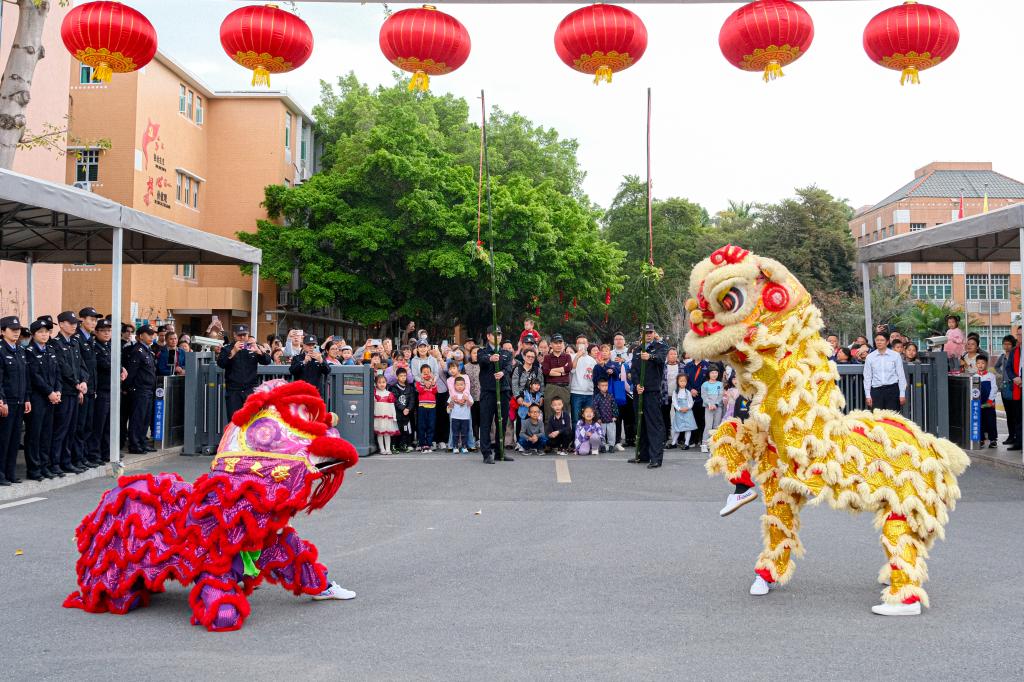 舞狮3.jpg 伟德bv国际体育