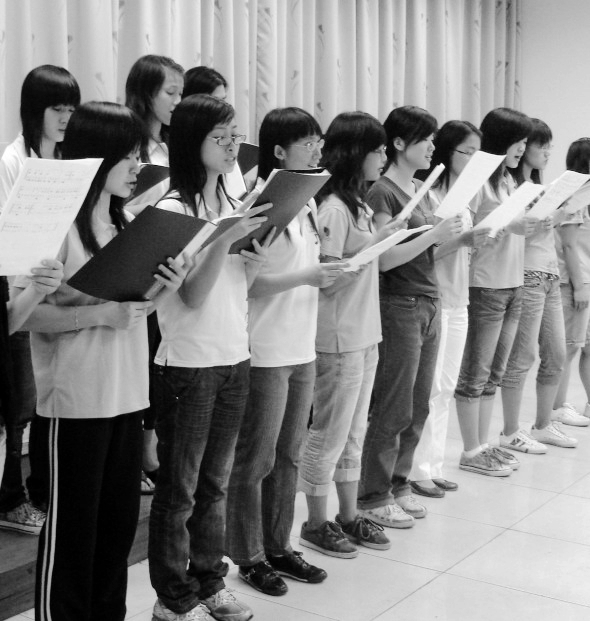 用我们的歌声表达祝福