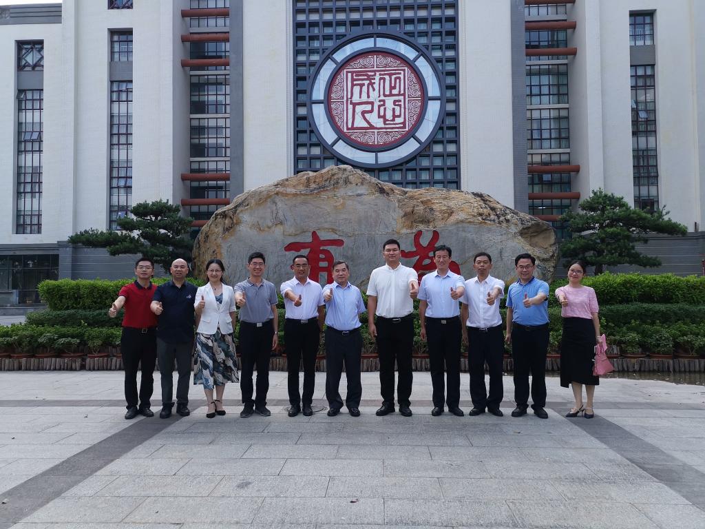 4.jpg 伟德bv国际体育