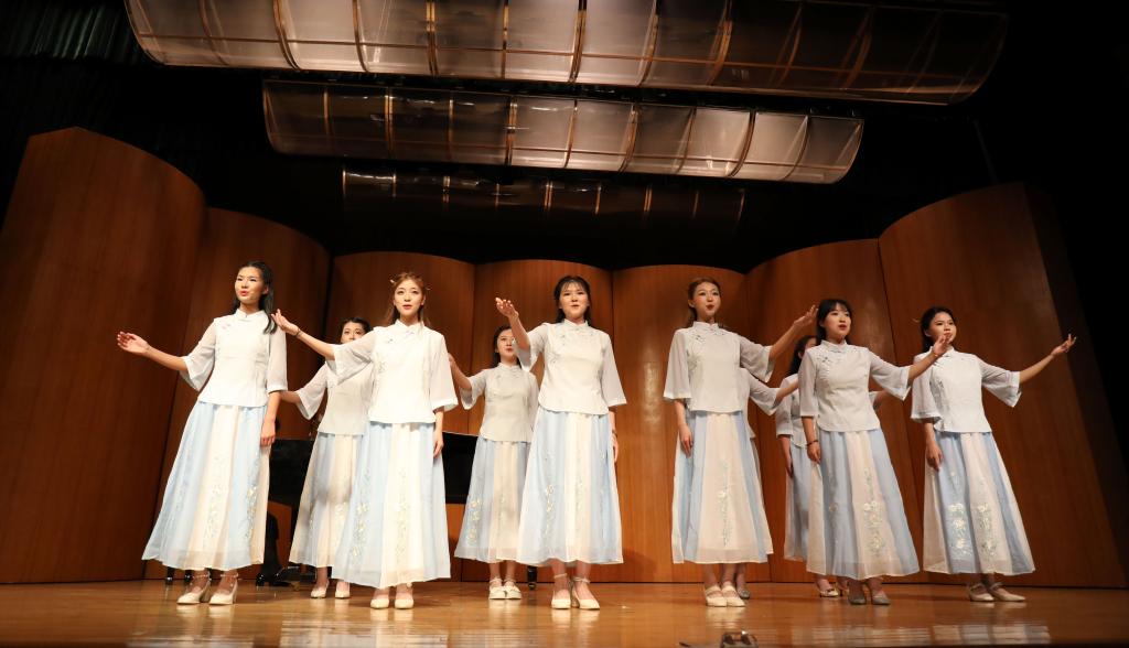 388A8549.jpg 伟德bv国际体育