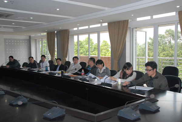 财院ACCA筹建小组成员热烈讨论