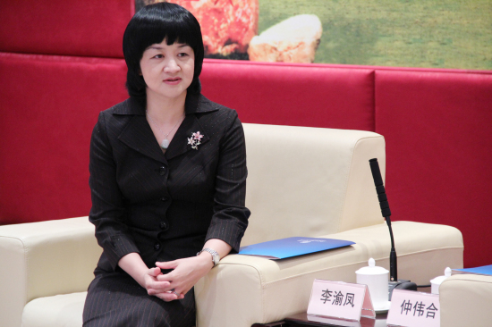 李渝凤介绍海南外语职业学院情况