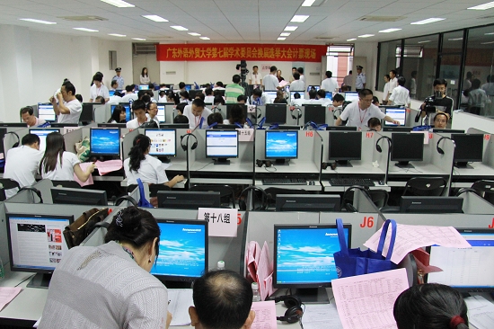 后台点票现场