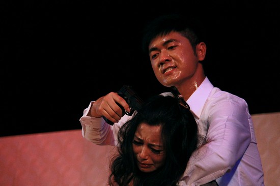 《The Mousetrap》歇斯底里，仇恨将人扭曲